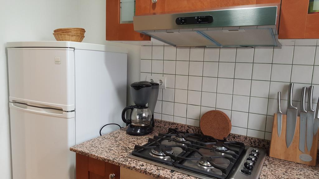 Apartamento Hector En ซีเจส ภายนอก รูปภาพ