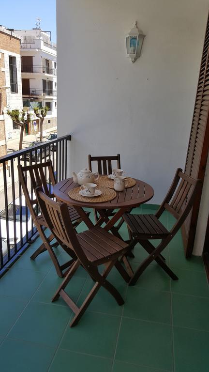 Apartamento Hector En ซีเจส ภายนอก รูปภาพ
